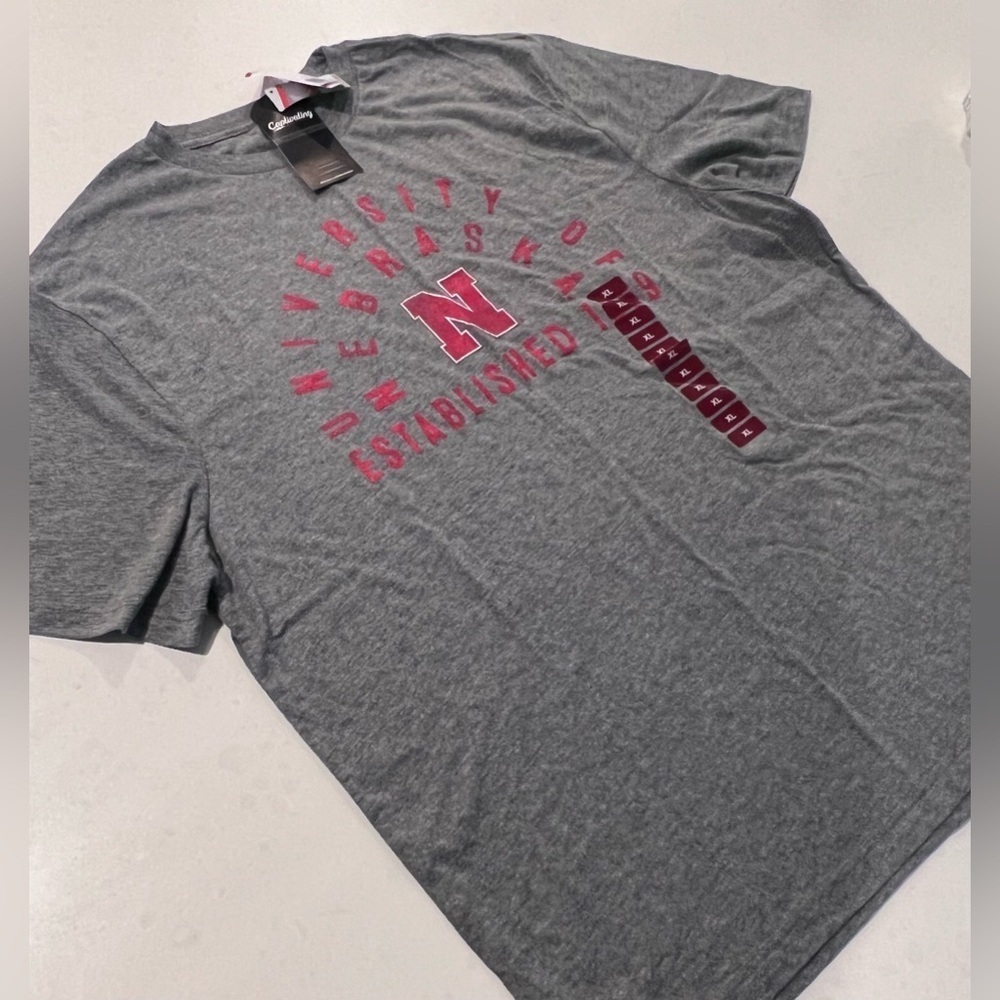 University of Nebraska Adult Gray Shirt X-Large New With Tags
